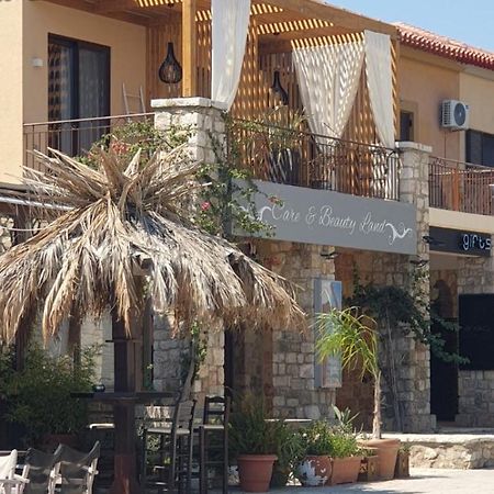 Vista Al Mare Luxury Apartments ジアロヴァ エクステリア 写真